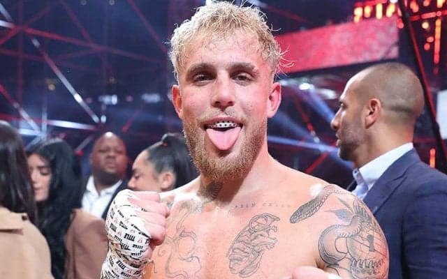 お騒がせ米YouTuberが100秒TKOも…　現地ファンは早いストップに異論「八百長」「茶番」