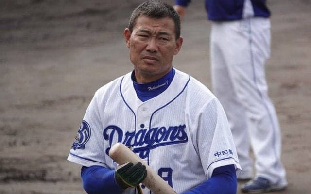 「43の走りじゃない」中日・福留孝介、通算400二塁打達成の“激走”にファン驚く