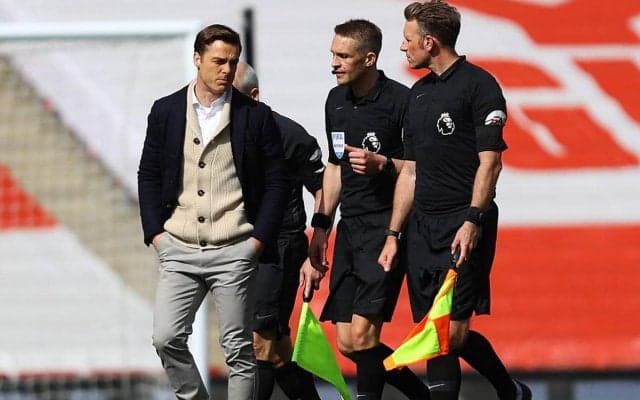 残留に向け勝ち点2を落としたフルアム、パーカー監督はVARの判定に不満「プレーしようとしなかったかどうかは関係ない」