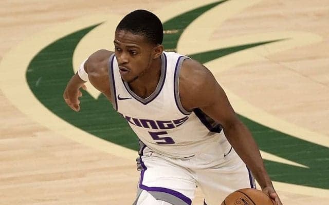 キングスがマブスを破り連敗を「9」でストップ…フォックスが30得点12アシスト