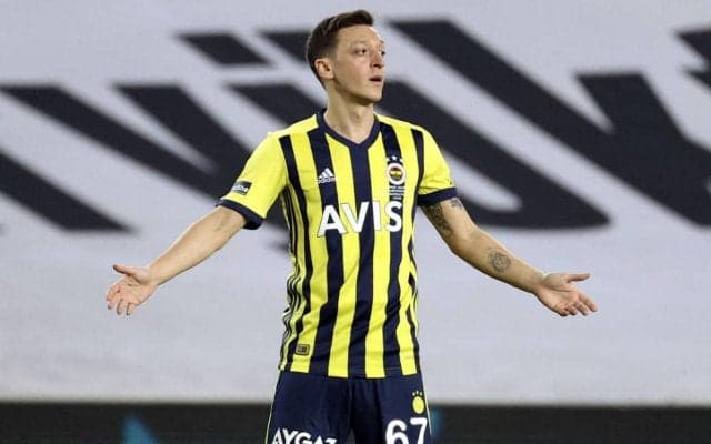 エジルがファン目線で欧州スーパーリーグ構想に反対「ビッグゲームの楽しみは、毎週ではなく、年に1、2回だから」