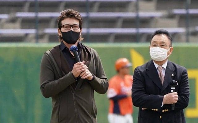 「監督は嫌だけどコーチはやりたい」新庄氏が日本球界復帰の“恩人”に語った今後
