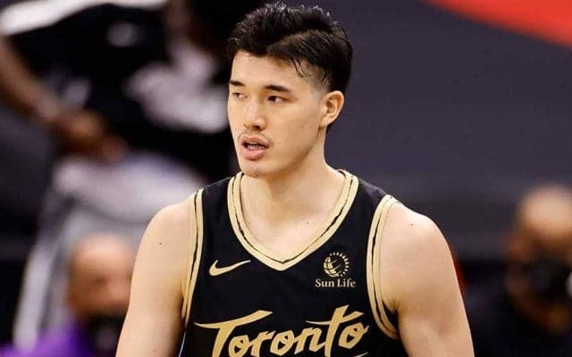 渡邊雄太、悲願の本契約に地元紙期待　「全く驚きではない」「確実にNBA選手に見える」