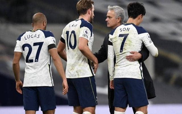 「光栄です」「うまく行かずお詫びします」電撃解任のモウリーニョにトッテナムの選手たちがメッセージ