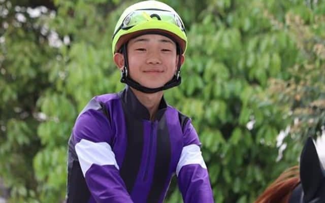 「天才肌」との噂も？ 競り合いを制して初勝利を得た大山龍太郎騎手/大恵陽子