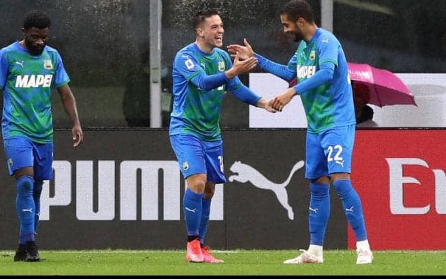 ラスパドーリのドッピエッタに沈んだミラン、サッスオーロに痛い逆転負け《セリエA》