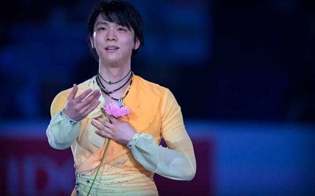 羽生結弦が横ピース　フランス選手“舞台裏のチェキ”が反響拡大「私も撮りたいんだが」