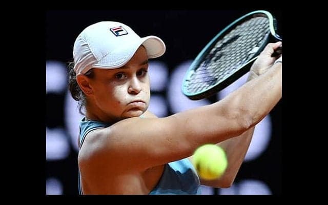 バーティ 快勝で初戦突破