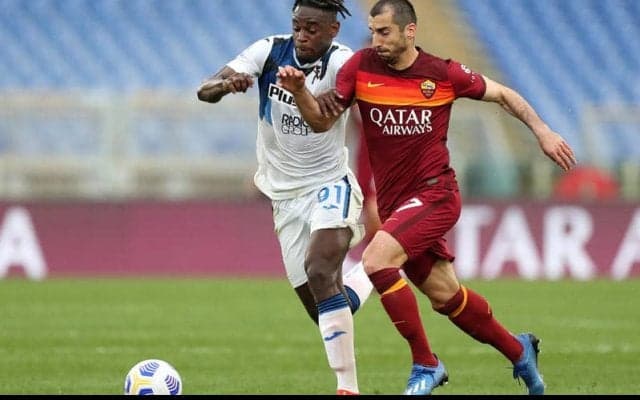 ローマ、10人のアタランタに追いつきドローもCL圏内遠のく《セリエA》