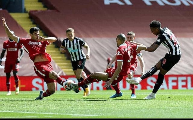 リバプールが後半ラストプレー被弾で痛恨の2戦連続ドロー…一度はVARに救われるも勝負弱さ露呈《プレミアリーグ》