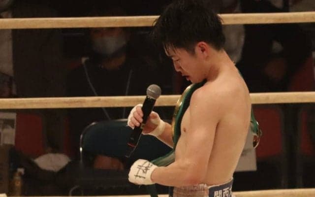 緊張しない寺地拳四朗が抱えた重圧　2200人に「もっと王者らしくなる」と誓った涙のV8