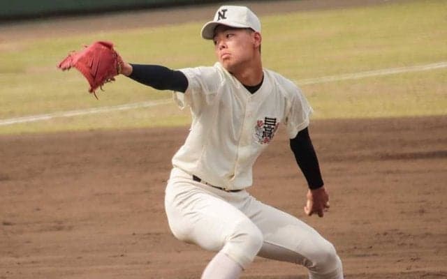 【高校野球】逆転許すも仲間の“再逆転”に「命かけて抑える」　日大三エース左腕の熱投135球