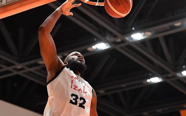 第4Qで34得点をたたきだした富山が新潟に勝利…マブンガがトリプルダブルを達成