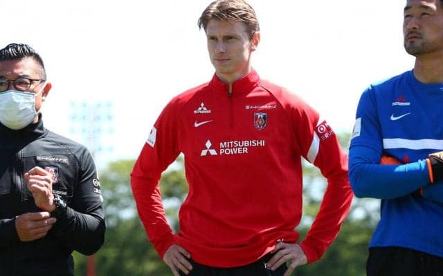 浦和の新戦力FWユンカーがチームに合流、日本語習得に意欲「うまくなりたい」