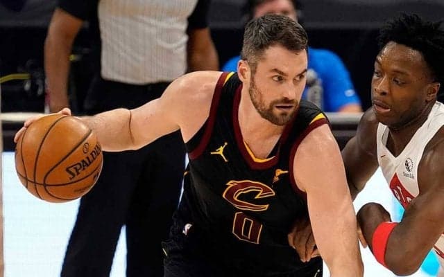 【NBA】スローイン“拒否”して相手が得点　スター選手の怠慢ぶりを米報道「何やってんの？」