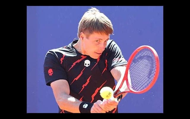  予選から勢い落とさず8強入り 