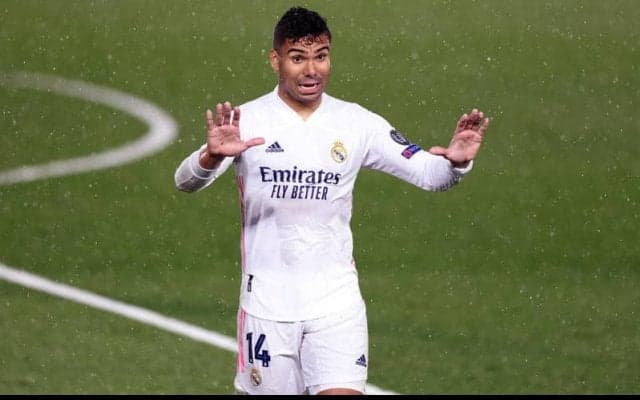 スペインの元主審がチェルシー戦ベンゼマのゴールは無効と主張「カゼミロのファウルがあった」