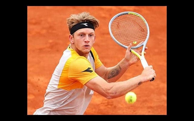 わずか55分で勝利で8強入り