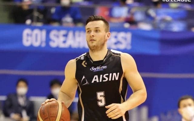 三河のカイル・コリンズワースがB1史上初の3試合連続トリプルダブルを達成！