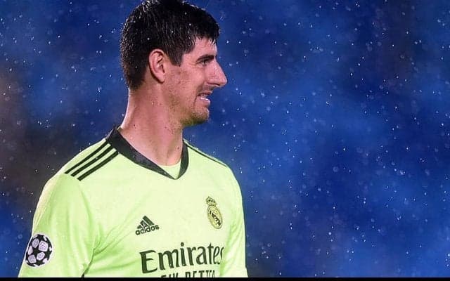 ジルーとクルトワがヴェルナー痛恨の決定機逸を語り合う？　好守の守護神は自慢げ