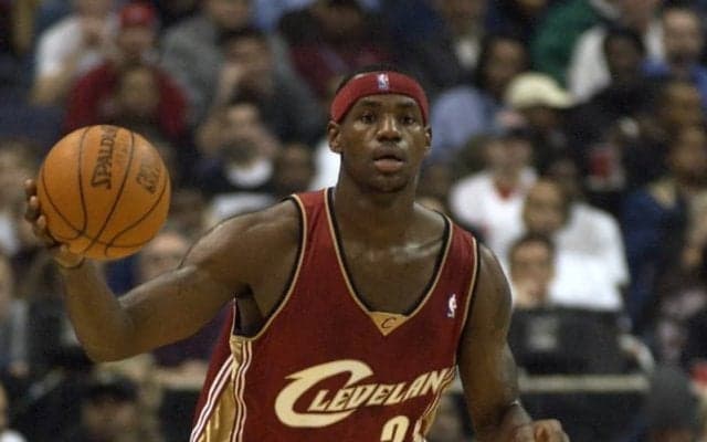 レブロンのルーキーカードが約5億6000万円で落札、スポーツトレカ史上最高額に並ぶ