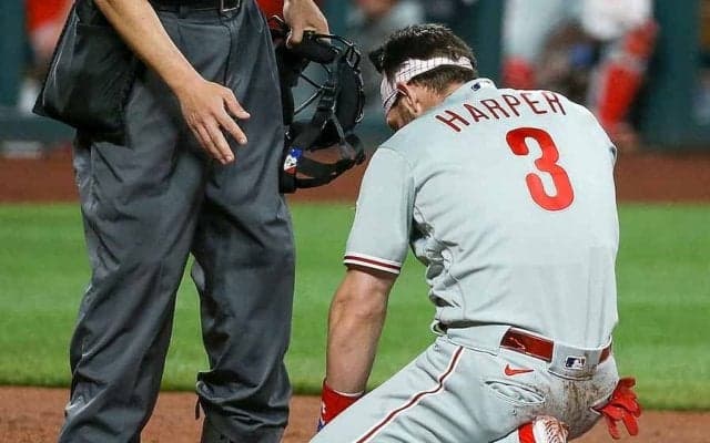 【MLB】156kmが顔面直撃　350億円男を襲った死球に米ファン悲鳴「こんなの見たくない」