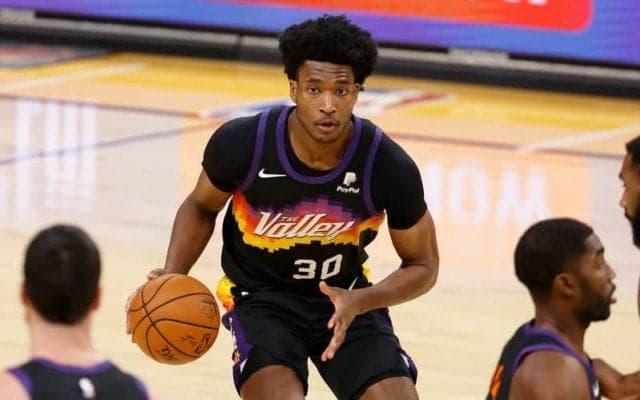 キングスがデイミアン・ジョーンズと複数年契約…今季サンズとレイカーズでプレー