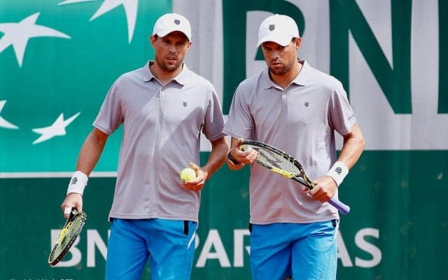 【テニスのダブルス強化】ブライアン兄弟のI(アイ)フォーメーションを学んでもっとうまくなろう(3) [リバイバル記事]