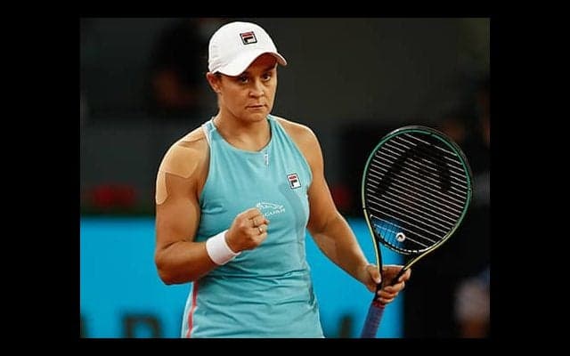  女王バーティ 苦戦も16強入り 