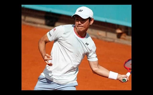  西岡良仁 痙攣で途中棄権 