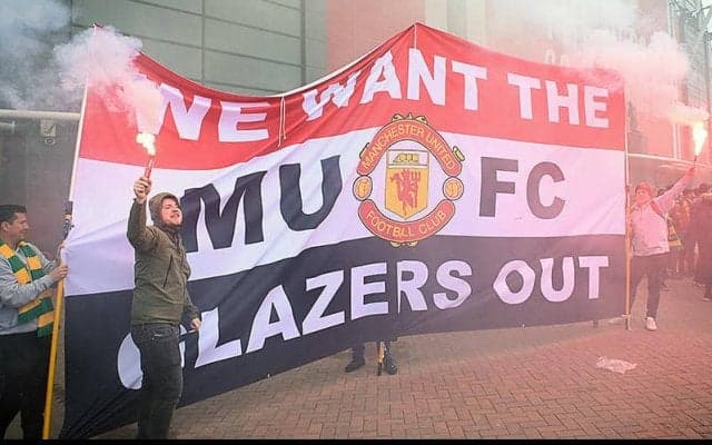 ユナイテッドvsリバプールが開催延期…一部サポによる本拠地OTでの過激抗議活動で安全面確保できず…