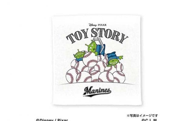 ロッテが「トイ・ストーリー」グッズ販売　ウッディやバズを野球道具と共にデザイン