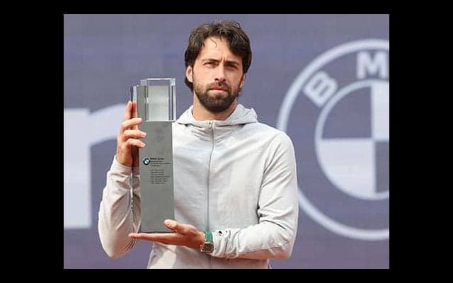 コーチ付けず今季2勝目「幸せ」