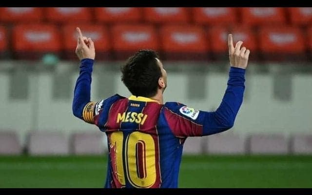 ゴールデンシューランキング 独走レヴァンドフスキを8ゴール差でメッシが追走