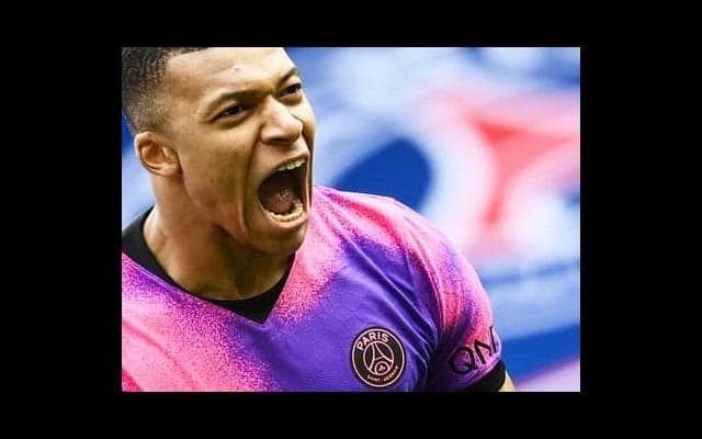 超人エムバペ。新世代のスーパースターは私生活も超優等生