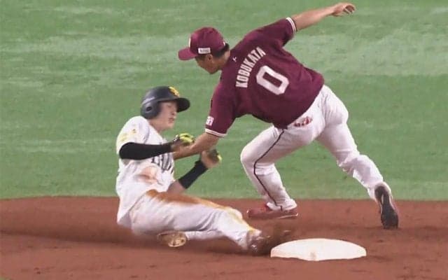 「なんでこんな悠々セーフなん？」　鷹・周東の“速すぎ”2盗塁＆美技連発