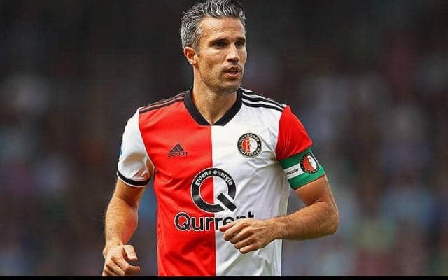 ファン・ペルシが来季から古巣フェイエの正規スタッフに昇格!　U-16チームの指導も兼任