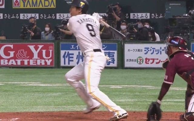 鷹柳田の“変態打ち”が「うますギータ」　楽天岸撃ち「誰がそのコースセンターに」