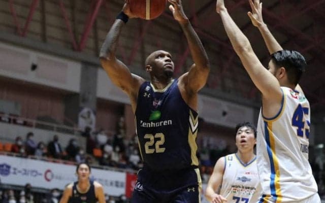 琉球ゴールデンキングス、セドリック・シモンズとの契約満了を発表