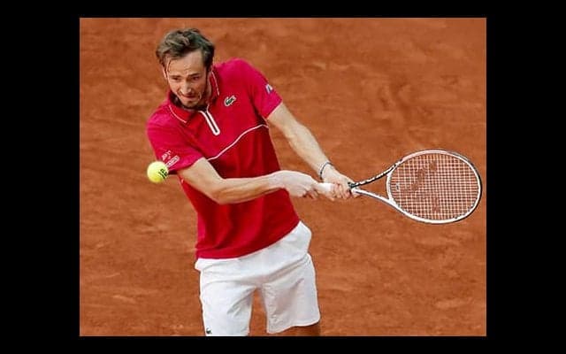  メド 熱戦の末に8強入りならず 