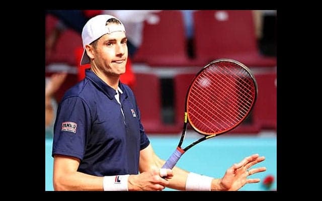  ルブレフ撃破でイズナー8強へ 