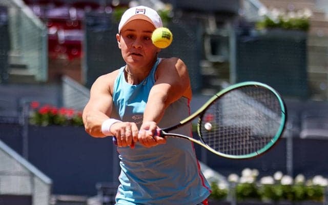 バーティが前回敗戦のバドサにストレート勝利で決勝へ! シーズン4勝目なるか[マドリード・オープン]