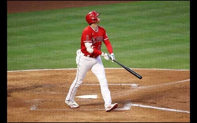 【MLB】大谷翔平、メジャートップタイ10号2ラン＆今季9度目マルチ　エ軍は逆転負けで泥沼5連敗