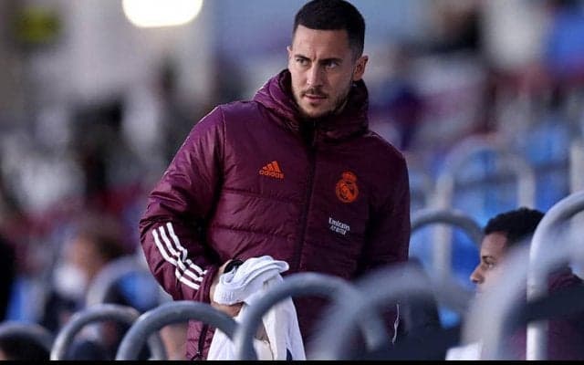 アザールが市場に？ 愛想尽かすレアル、売却を議論