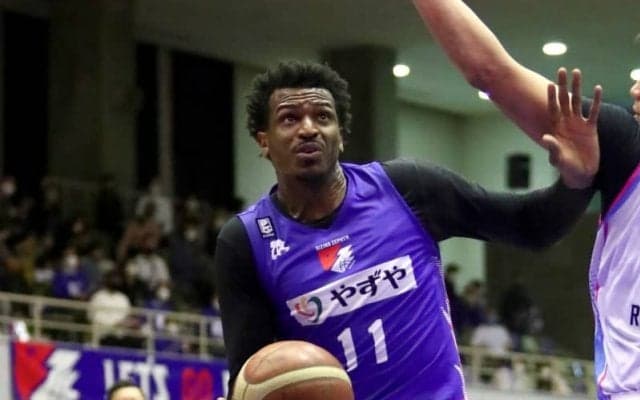 福岡がナイジェル・スパイクスら8選手を自由交渉選手リストへ公示