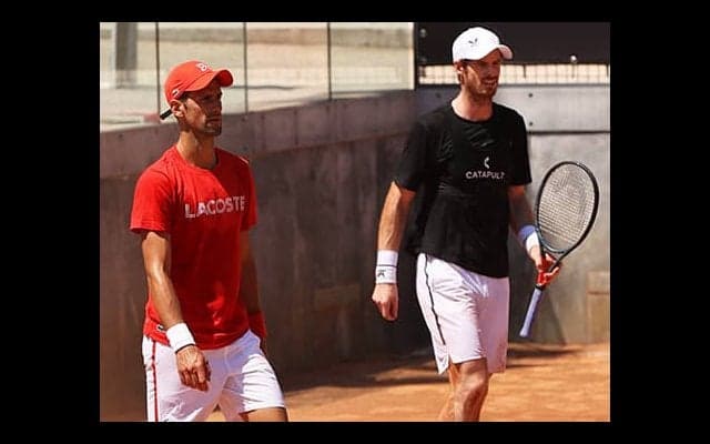 ジョコとマレーが練習を公開