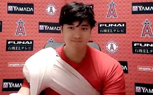 【MLB】大谷翔平、衝撃のリアル三刀流　メジャー初の右翼守備に笑顔「楽しかったです」