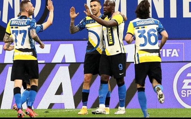 ルカク1G1Aのインテルがコンテ体制100戦目でローマに勝利! ホーム15連勝＆20戦無敗!《セリエA》