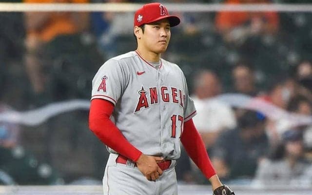 【MLB】大谷翔平、死球寸前から曲がる“腰引けフロントドア”に米実況「ビデオゲームですよ！」