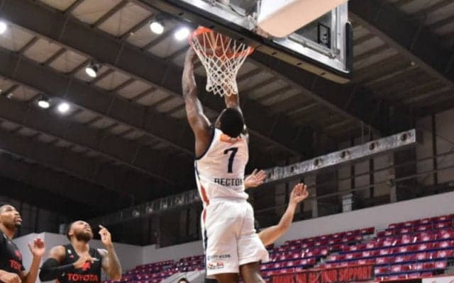 5月第2週のベストオブタフショット…第1位はレジナルド・ベクトンのリバースダンク